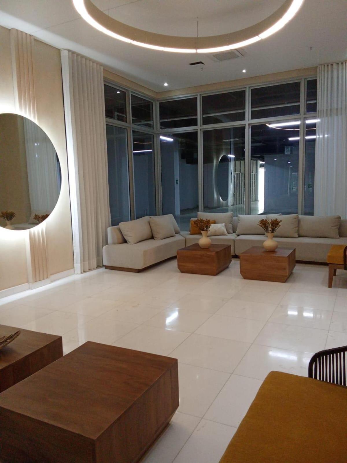 Apartamento Aparta Fantastique Cerca Al Aeropuerto De